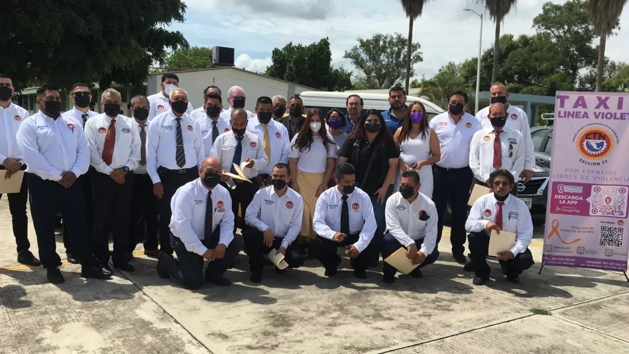 Línea Violeta: Taxistas se capacitan para garantizar seguridad a mujeres