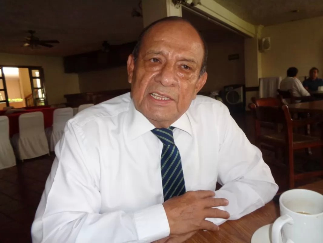 Habla de logias Efraín Moreno Arciniega