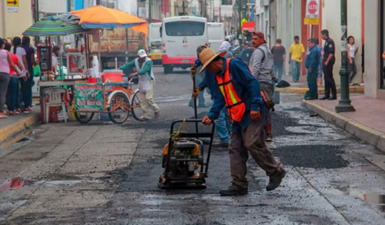 Anuncia Castellón nueva inversión millonaria para \"bacheo\"