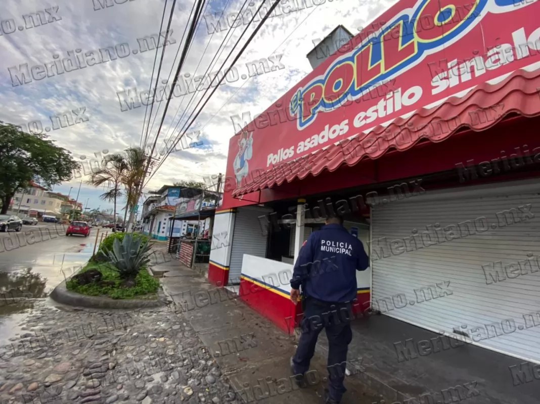 ¡robaron cuatro negocios en puerto vallarta!