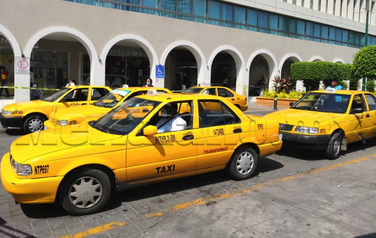 Transporte Público ya puede operar al 100 por ciento en Nayarit