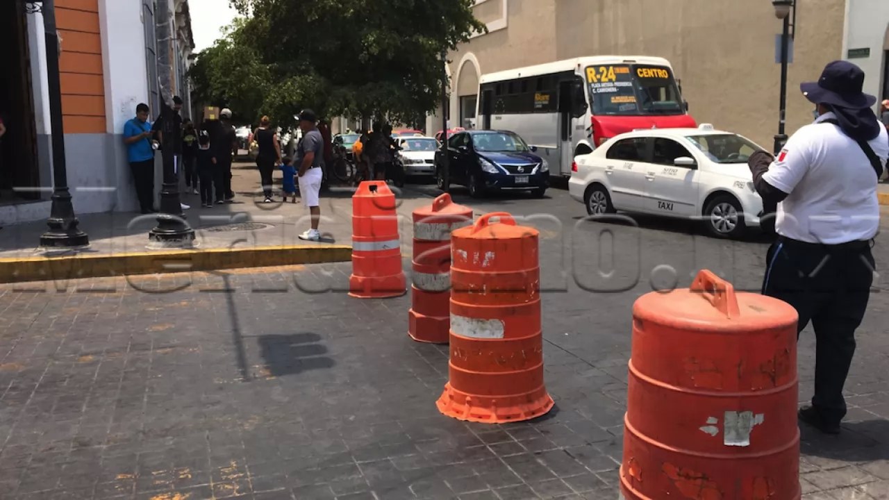 Reina el tráfico en Tepic ante cierres de campaña