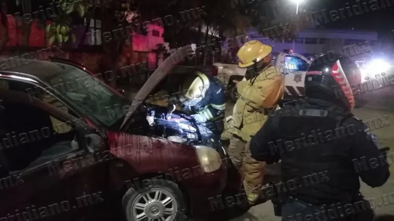 ¡ardió un auto en la unirse!