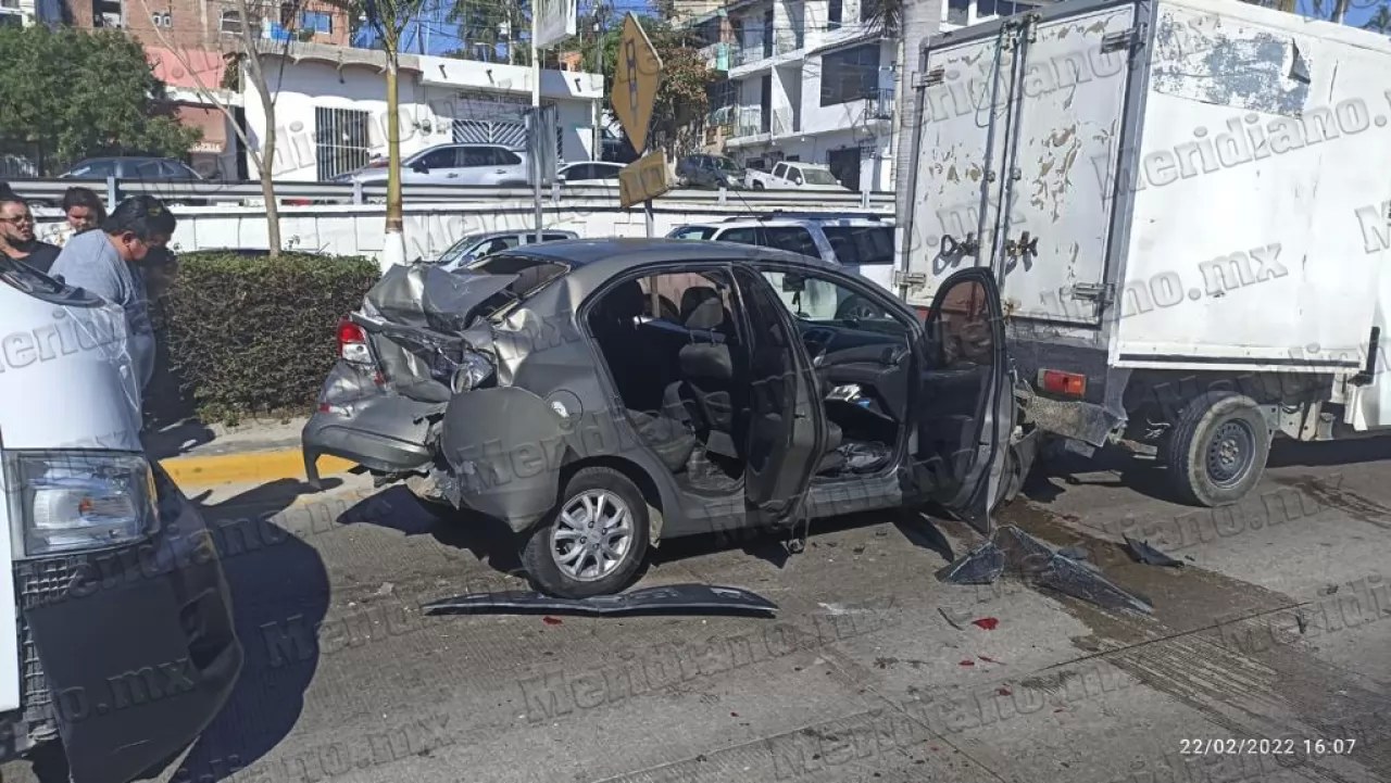 ¡fuerte carambola en telmex bucerías!