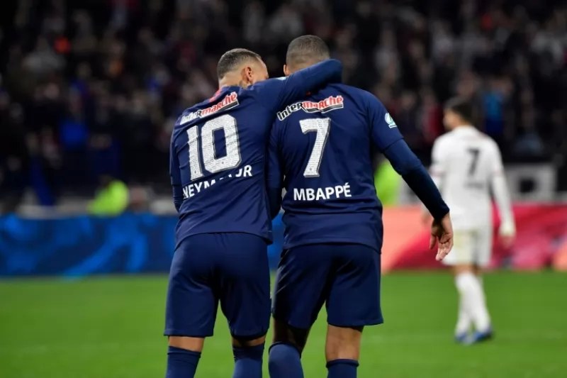 Al Khelaifi alza la voz sobre Neymar y Mbappé