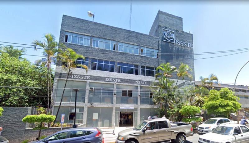 \"Médicos del ISSSTE en Tepic no muestran humanismo con los enfermos\"