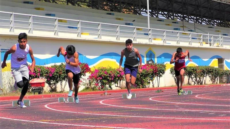 Bahía de Banderas reanuda competencias de Atletismo