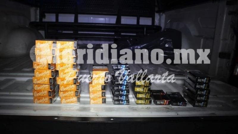 Tras atracar una tienda en zapopan ¡atrapados con un auto robado!