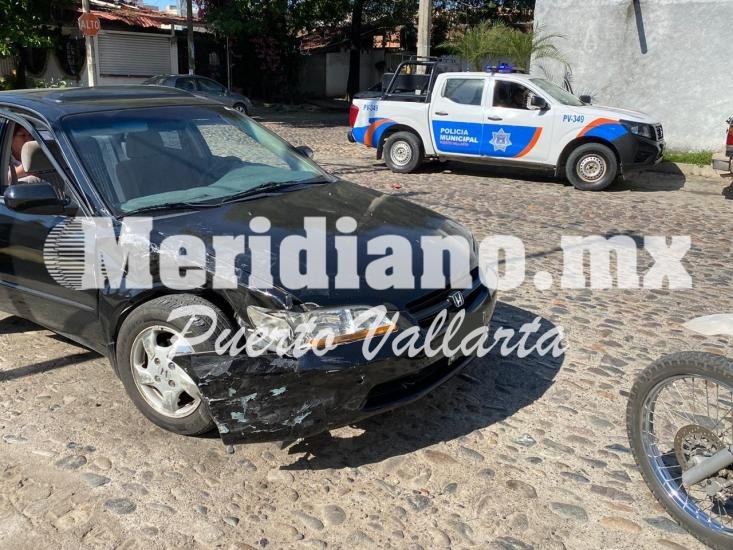 Movilizaron a las autoridades por… ¡fuerte choque en la versalles!