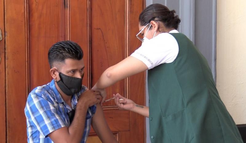 Tepic. Vacunas contra la influenza solo se aplican a población de riesgo