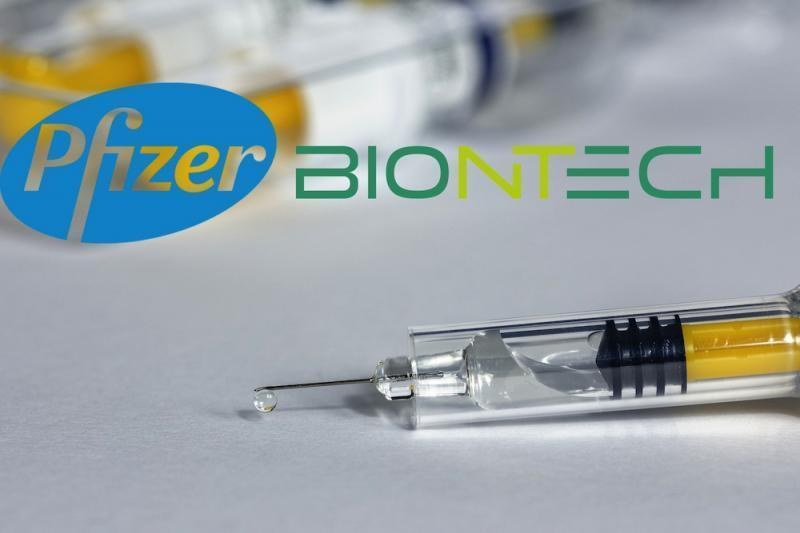 Europa decidirá sobre vacuna Pfizer-BioNTech hasta finales de mes