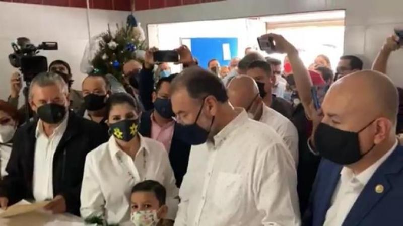 Estampida de diputados a Nueva Alianza