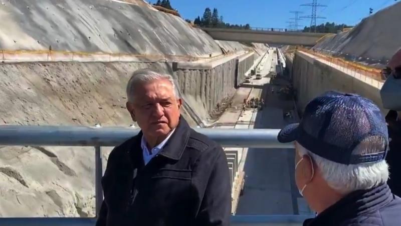 Doblan empresarios media mano a AMLO