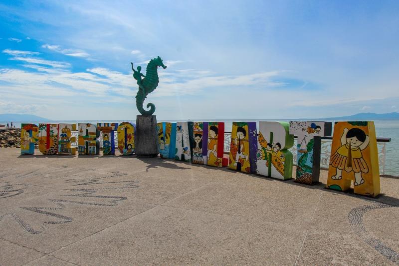 Tendrá Vallarta Nuevas Letras de Bienvenida