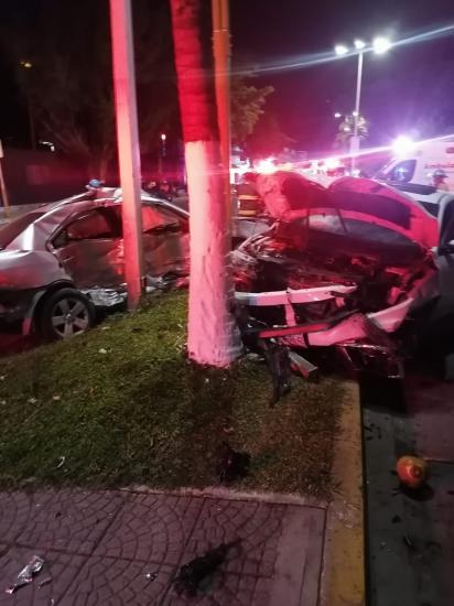 Movilizaron a las autoridades…  ¡brutal choque frente al imss!