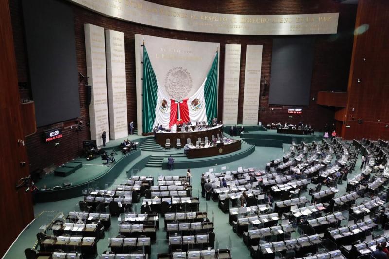 Lanza Diputado de Morena iniciativa contra el \"chapulineo congresista\"