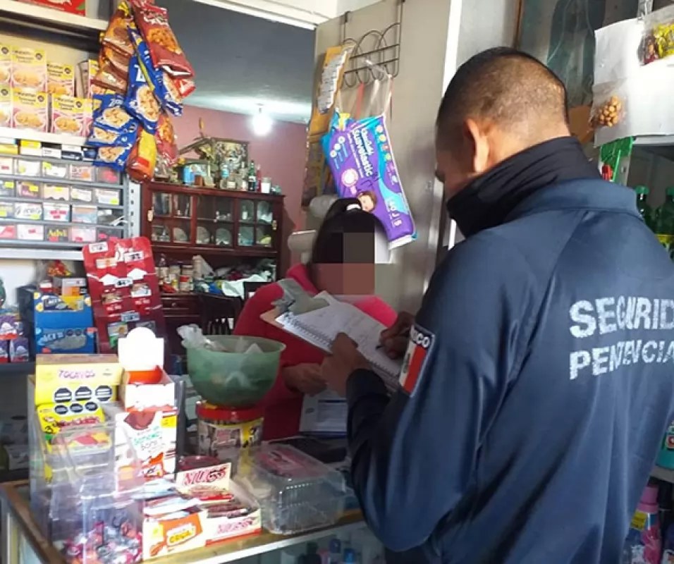 Brinda SSPC visita a negocios para reforzar medidas de prevención