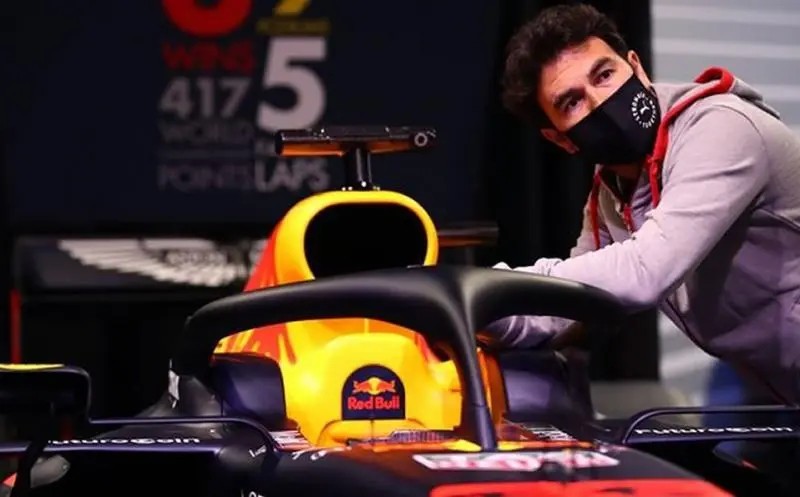 Pérez no se arruga ante Verstappen