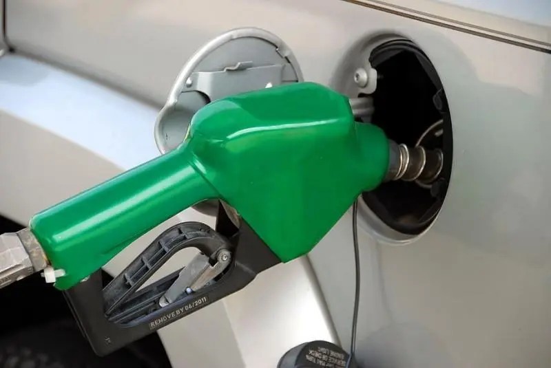 De aumentar precio del dólar y petróleo, podría regresar estímulo a gasolina: Profeco