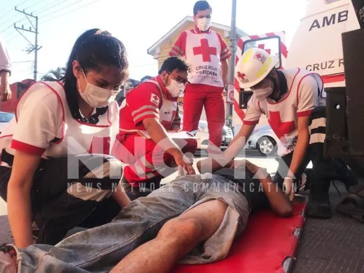 Ciclista se impactó contra camioneta por la avenida Independencia